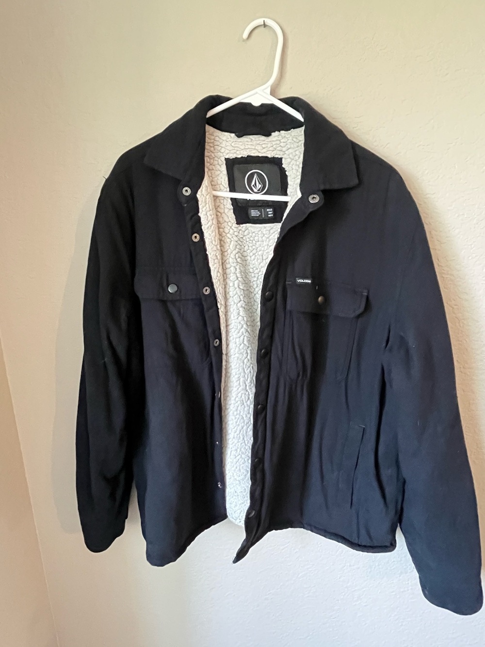 Volcom Sherpa Lined Jacket Men's Small Black Snap Front Canvas Shirt Jacket Coat
